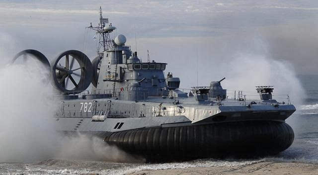 紅外隱身艦艇充氣護(hù)舷布料